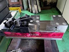ツダコマ メカ増力マシンバイス Vi-1635