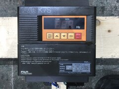 富士電機 FUJI ELECTIC インバーター FVR004K7S-2