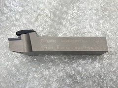 タンガロイ バイトホルダー AVQNR2020K16-A