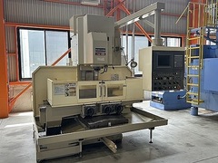 大隈豊和 NC立フライス FMB-400
