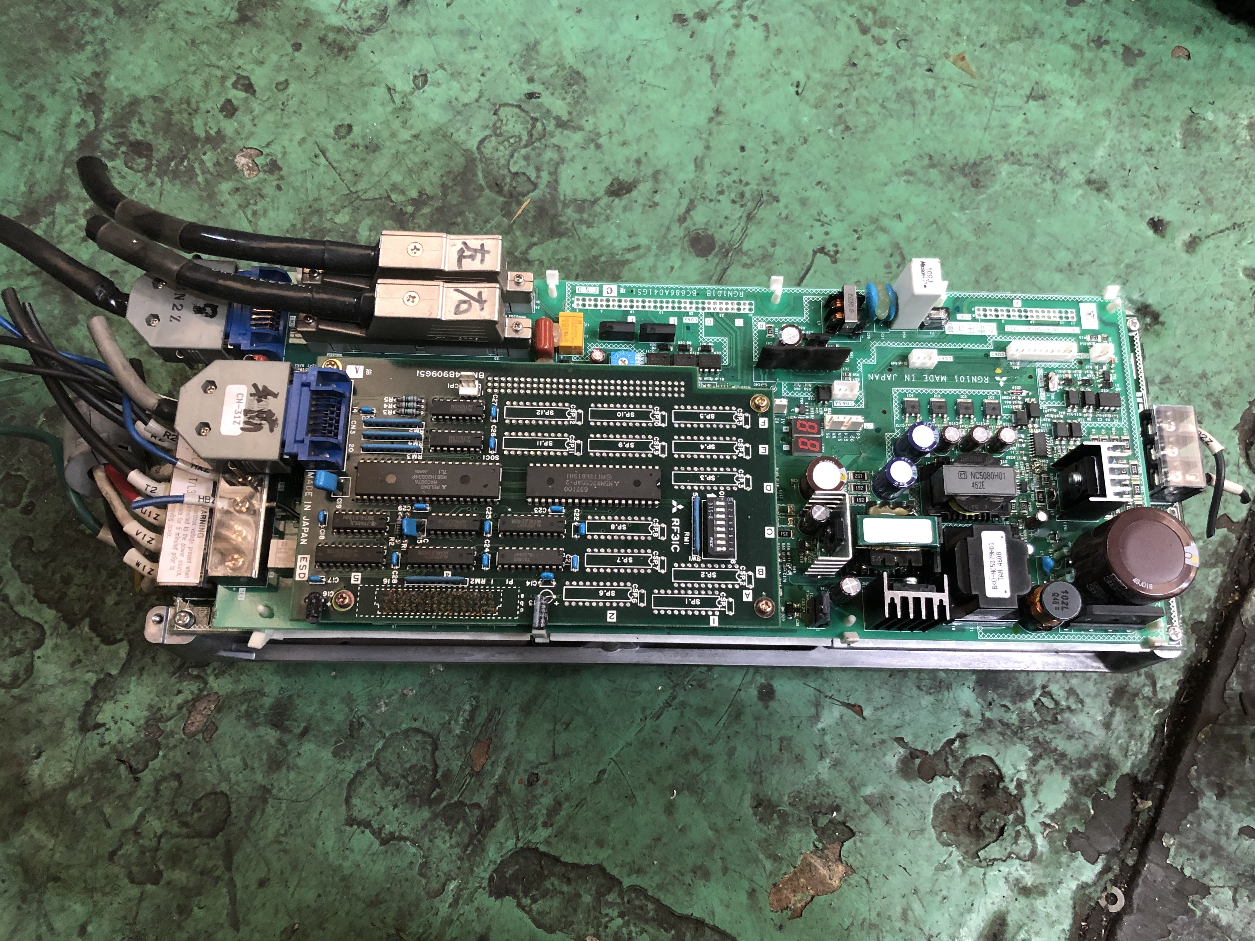 三菱/MITSUBISHI  サーボドライブSERVO DRIVE  MR-S11-100-N 動作未確認