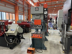 アマダ 万能ベンダー SPH-30C