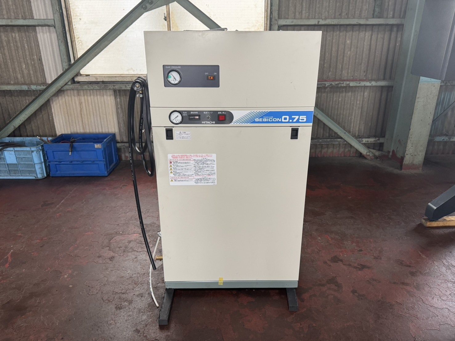 日立産機 0.75kwコンプレッサー PBD-0.75PP