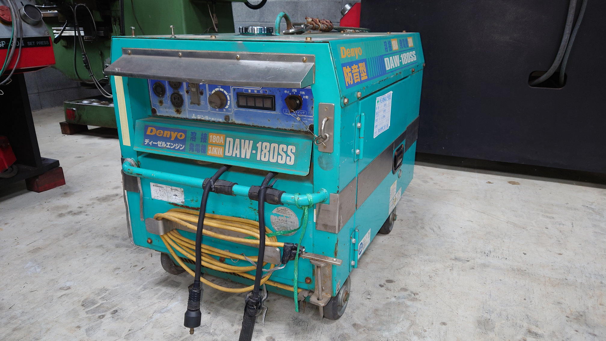 デンヨー ディーゼルエンジン発電機兼用溶接機 DAW-180SS