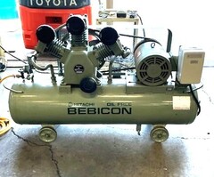 日立産機 5.5kwコンプレッサー 5.5OP-8.5T