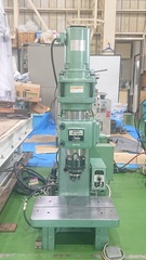 ブラザー工業 リベッティングマシン BR2-121