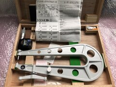 ミツトヨ/Mitutoyo U字形鋼板マイクロメーター 【U字形鋼板マイクロメーター】PMU300-25MB(389-514)