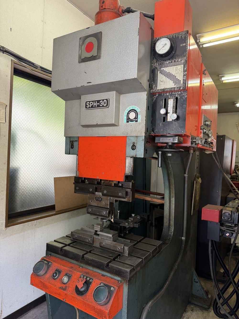 アマダ 万能ベンダー SPH-30C