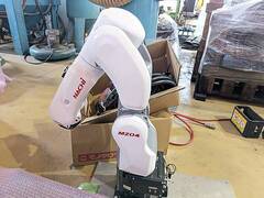 不二越 ロボット MZ04