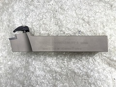 タンガロイ バイトホルダー AVQNR2525M1204-A