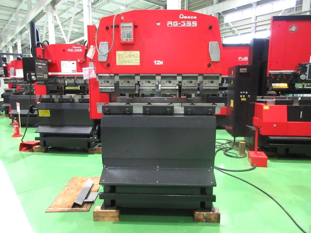 アマダ プレスブレーキ(ベンダー) RG-35S