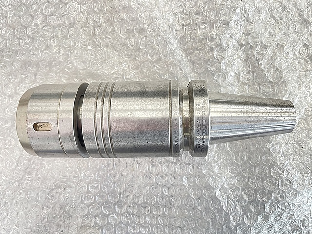 BIG ミーリングチャック BBT40-MEGA25D-135