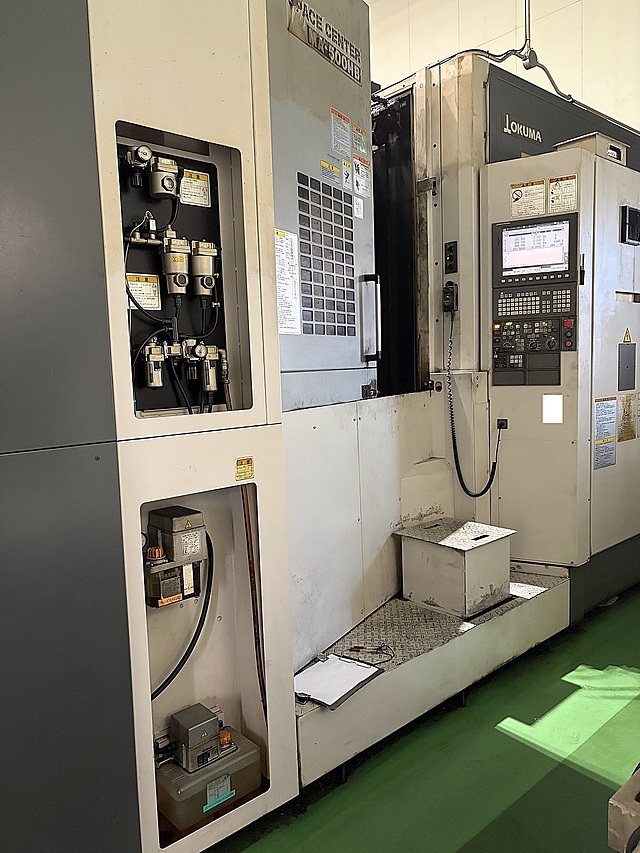 オークマ 横型マシニングセンター MA-500HB