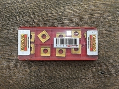 サンドビック チップ 新品 N331.1A-11 50 08H-PM 4030