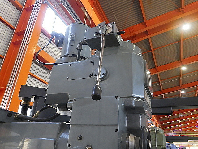 牧野フライス製作所 NC立フライス AVNC-74