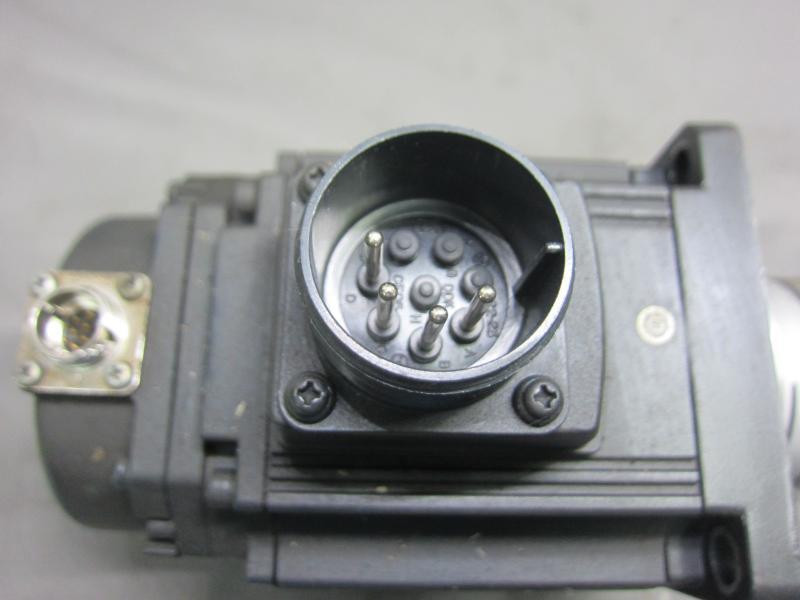 三菱電機 サーボモーター HG-RR103