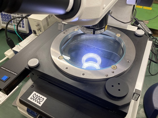 MITUTOYO｜ミツトヨ 工具顕微鏡 MF-A1010