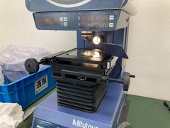 MITUTOYO｜ミツトヨ	 投影機 PJ-A3000