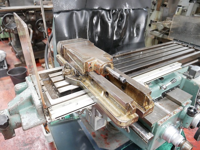 松浦機械製作所 立形フライス VC-1800