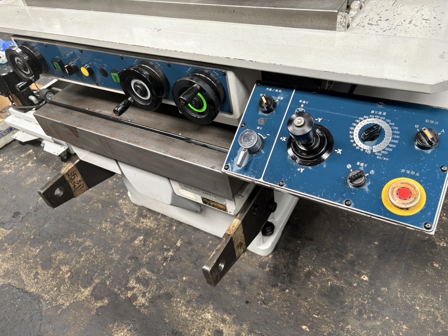 山崎技研 NCフライス盤 YZ-320R | マシンライフ