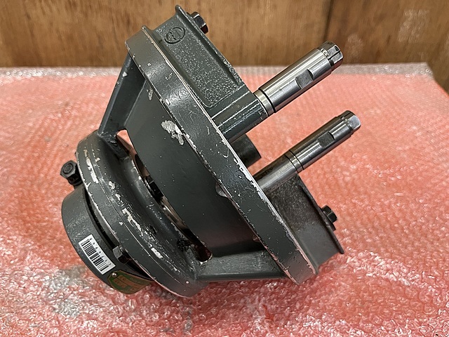 宮川工業 多軸アタッチメント 2S3M130C-10