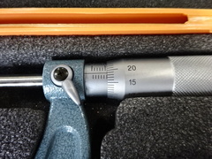 MITUTOYO｜ミツトヨ	 替駒式ねじマイクロメーター TMC-100