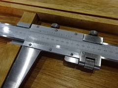 MITUTOYO｜ミツトヨ ノギス CM100