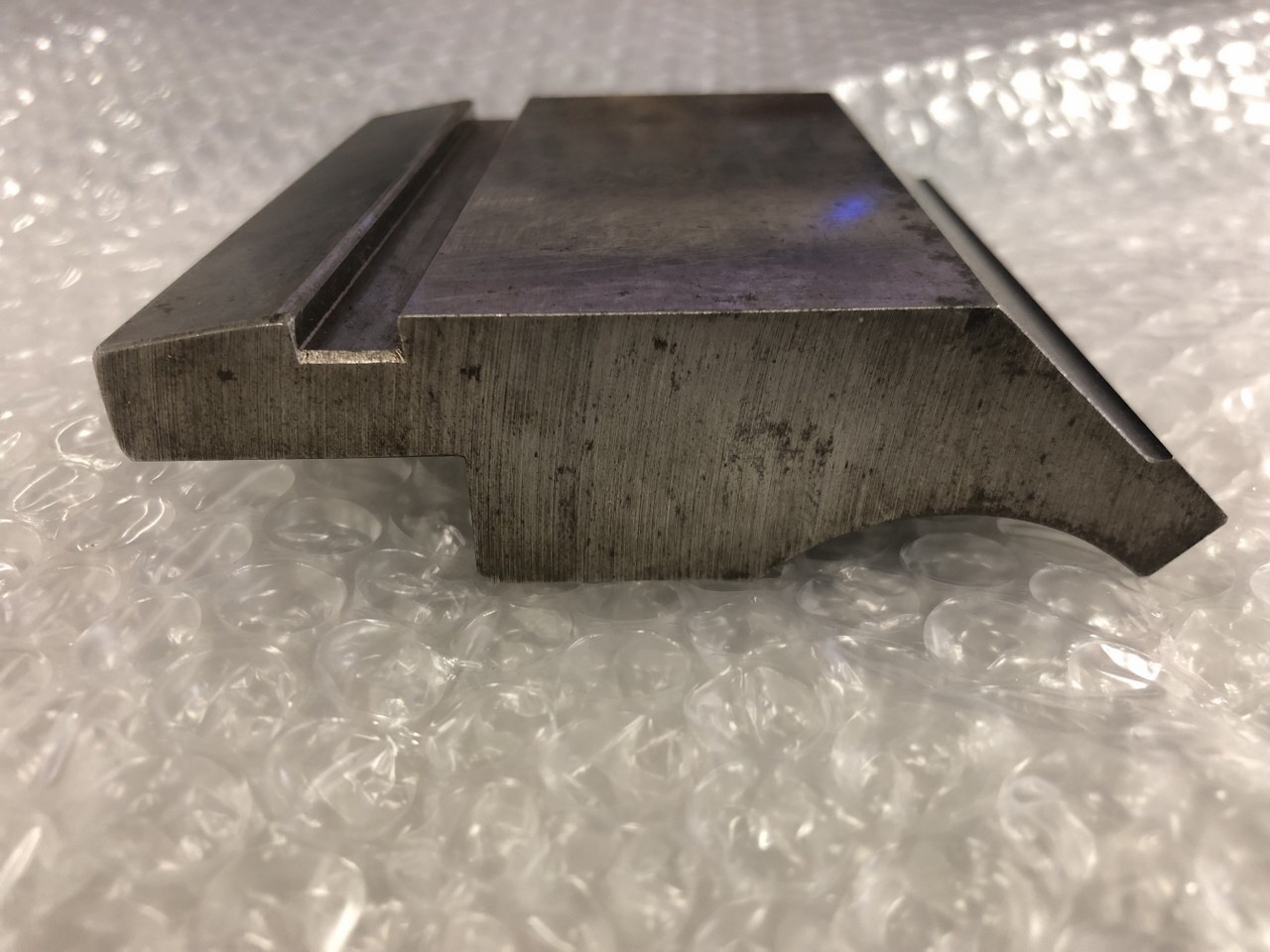 アマダAMADA ベンダー金型(パンチ) 90°