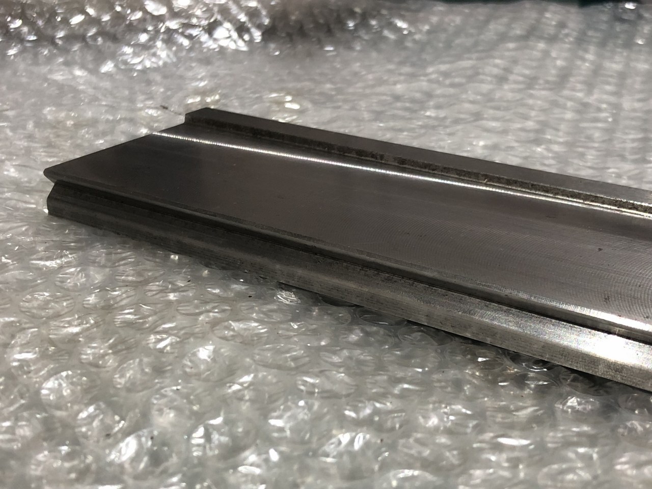 不明 ベンダー金型(1Vダイ) V6