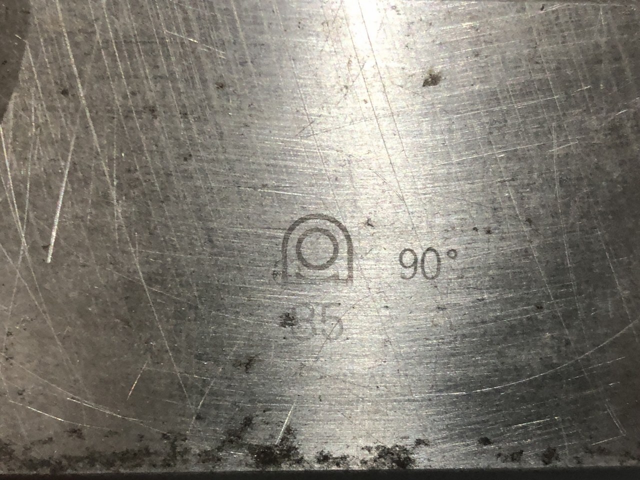 AMADAと不明 ベンダー金型(パンチ) 90°