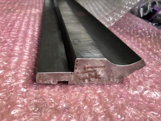 アマダ/AMADA ベンダー金型 【ベンダー金型】01602 90° R0.2(008) (32.874)