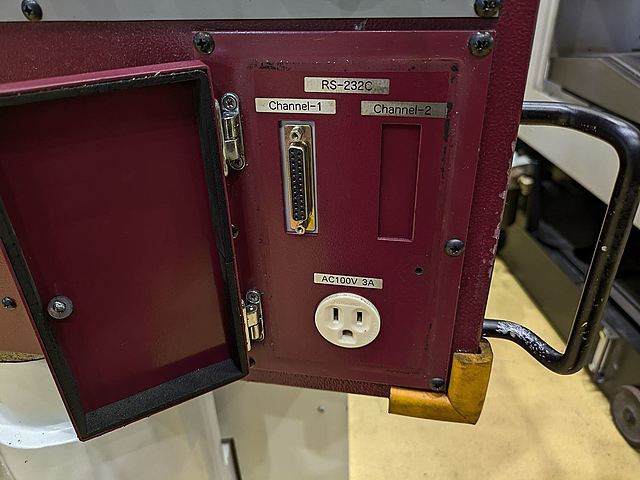 OKK 立型マシニングセンター VM4Ⅲ