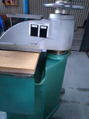 正和工業 クリッカー油圧裁断機