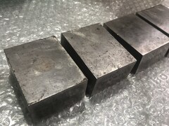 不明 金属ブロック W30xD50xH65(mm)