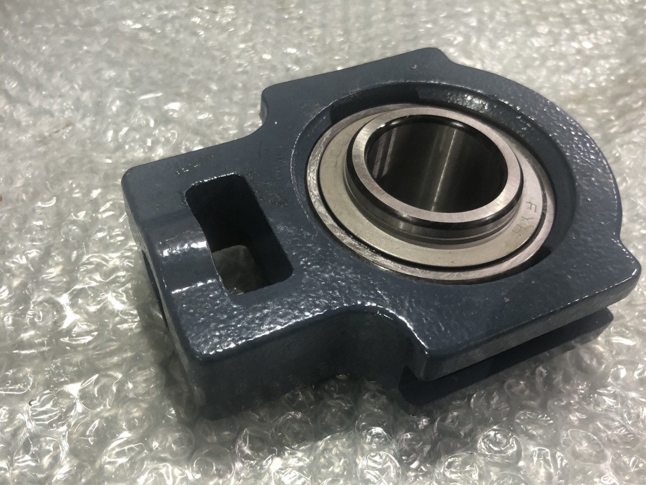 FYH ベアリングユニット（鋳鉄製テークアップ形ユニット UCT） UCT207J