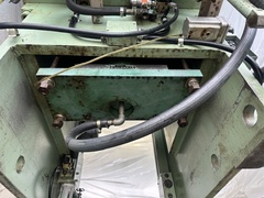 アイダエンジニアリング 80ｔプレス NC1-80（2）