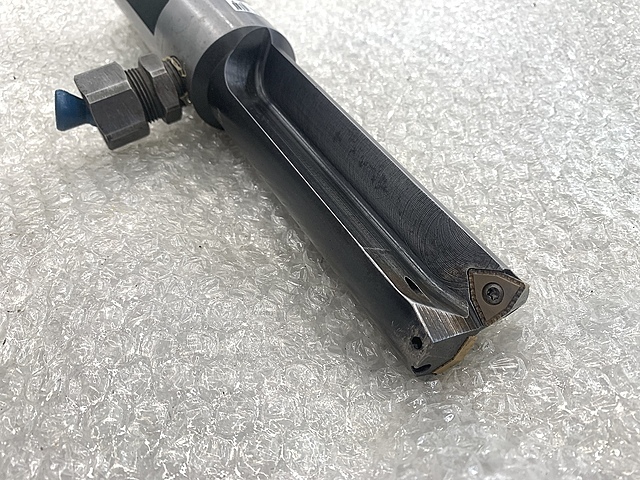 サンドビック スローアウェイドリル R416.1S-0420-20-05-BS50