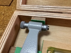MITUTOYO｜ミツトヨ 替アンビル式デジタル外側マイクロメーター OMC-500MB