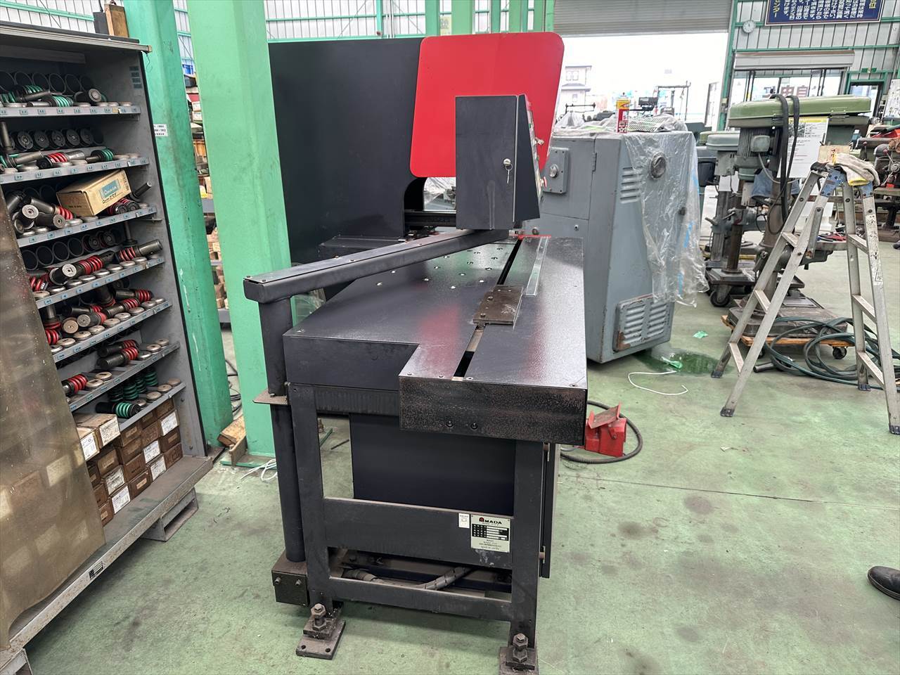 アマダ パンチングセットプレス SP302