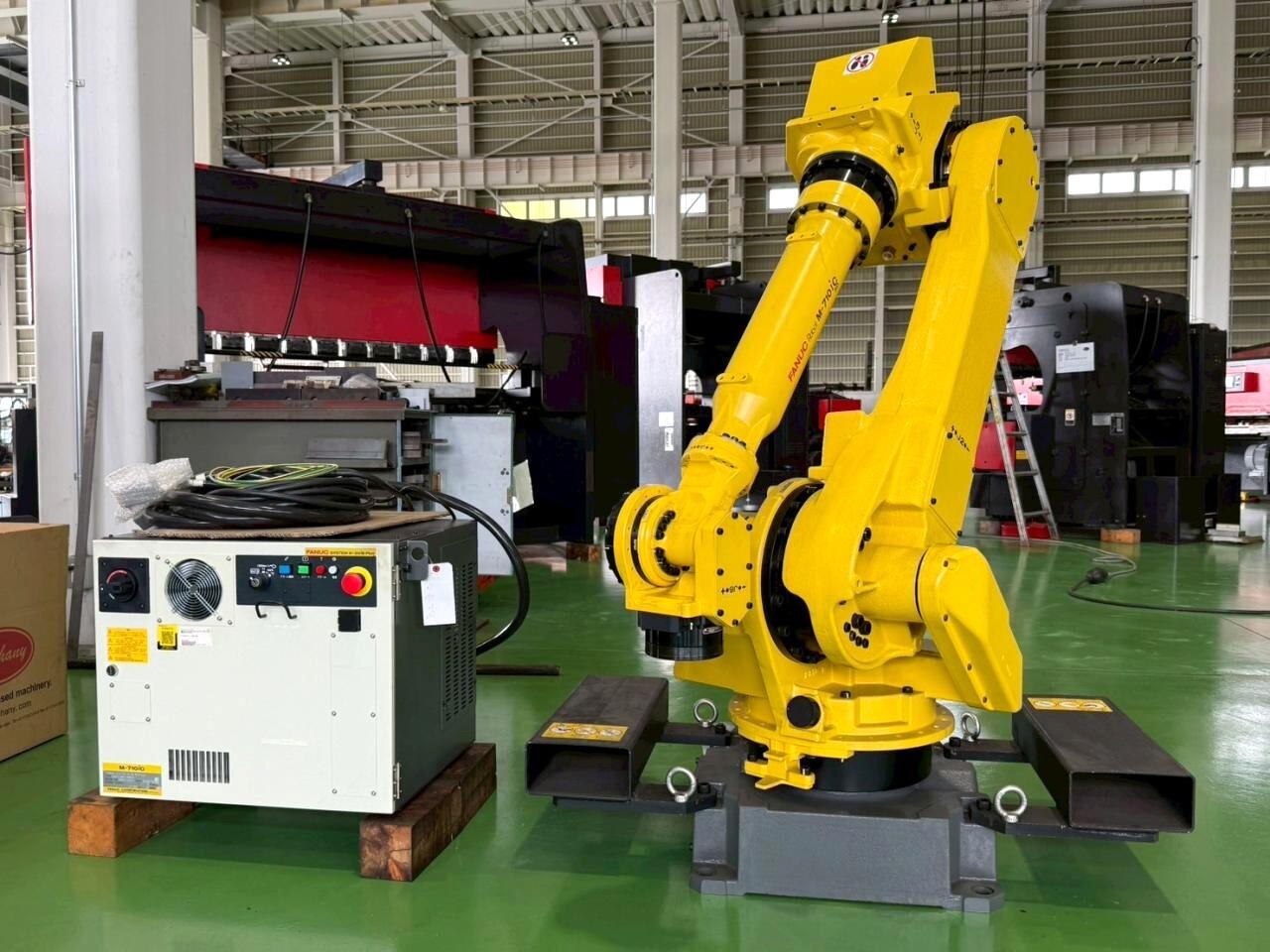 ファナック マテハンロボット Robot M-710iC/50