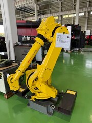 ファナック マテハンロボット Robot M-710iC/50
