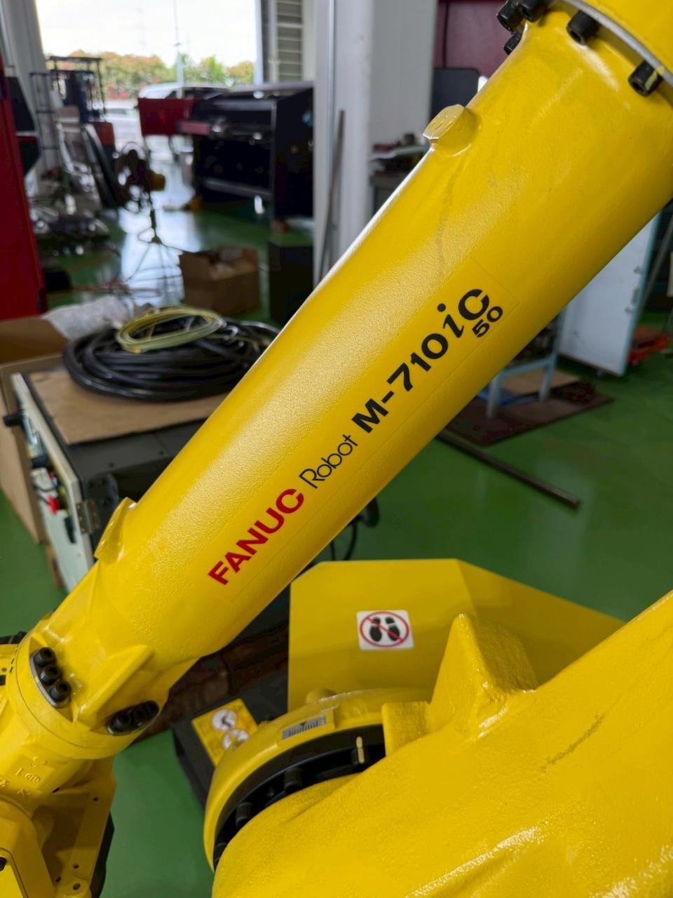 ファナック マテハンロボット Robot M-710iC/50