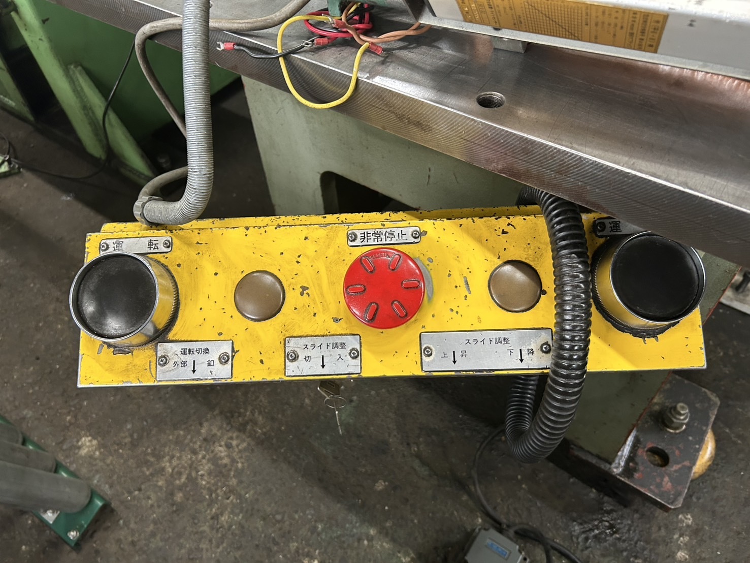 オートメ 60tプレス AC1-6N3