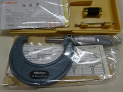 MITUTOYO｜ミツトヨ 外側マイクロメーター M110-50