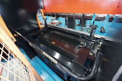 アマダ 2.0m油圧プレスブレーキ FBD8020LD