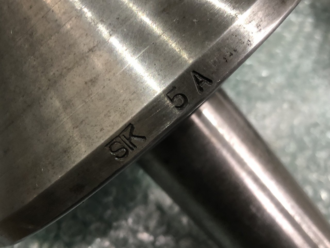 STK 傘型回転センター MT5