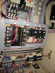 新潟鐵工所 万能フライス盤 3UMA