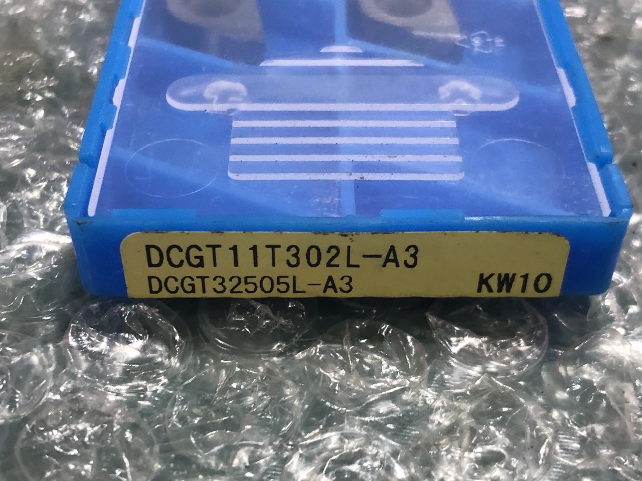京セラ/Kyocera チップ DCGT11T302L-A3  DCGT32505L-A3 KW10
