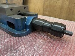 ナベヤ 油圧バイス LTHV150