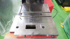 アマダ 30T油圧プレス SP-30Ⅱ